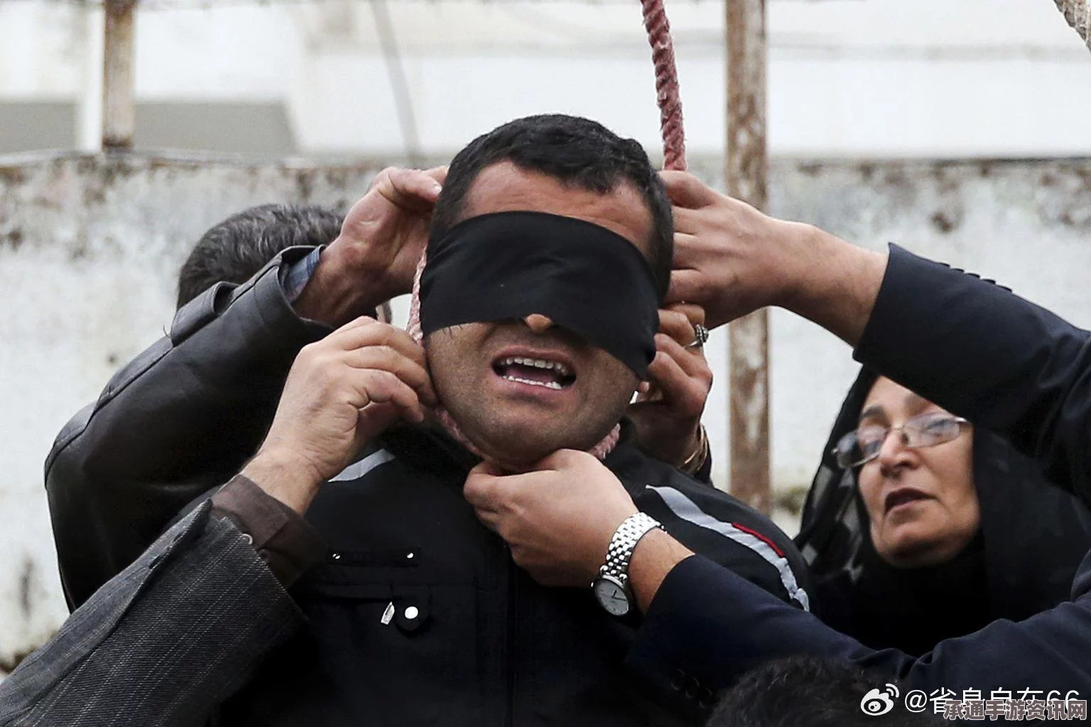 伊朗南部村庄悲剧，成年男子因毒品罪集体处死引发的深思