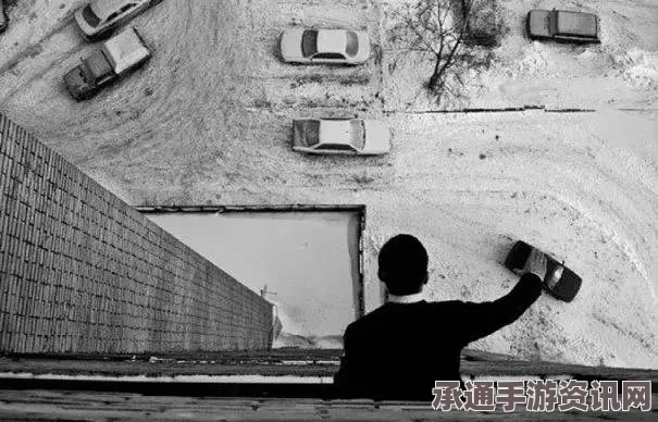 英国大学男生的奇幻摄影之旅，胶片吞下再排出，意外捕捉绝美瞬间