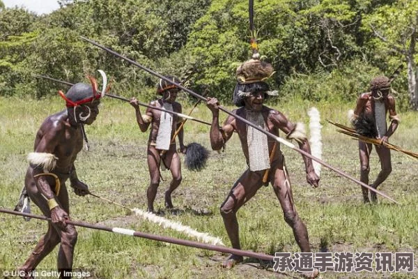 情侣森林旅游遭遇食人族，危机应对与自救技巧方法