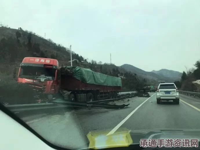 日本首都高速公路连撞事件深度解析，工程建设挑战与应对策略探讨