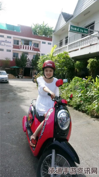 印尼推出女性专用摩托车打车软件，司机穿粉色夹克—使用技巧与安全指南