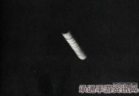 女子客机自拍照惊现神秘外星人现象，真相揭秘与技巧分享
