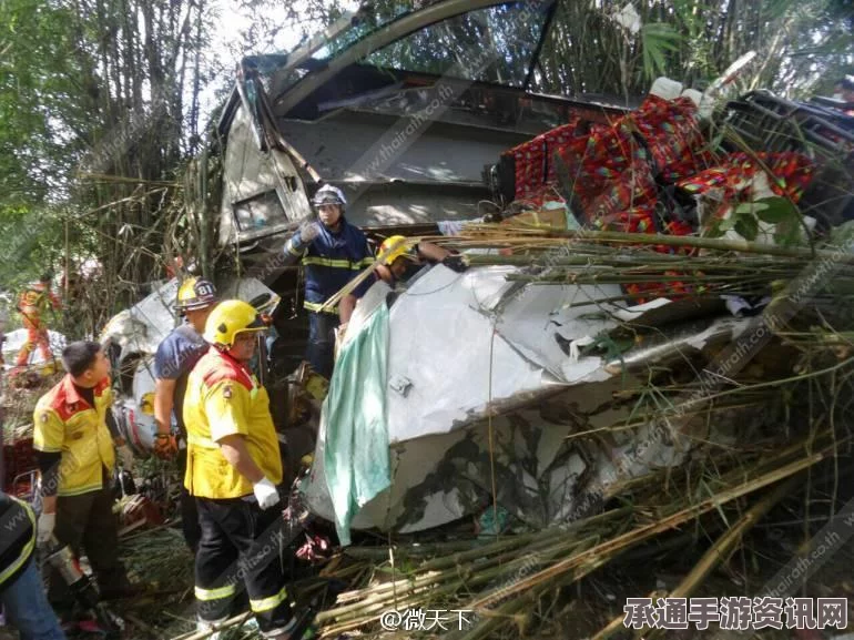 泰国载中国人巴士翻车的救援行动，现场方法与技巧详解报告