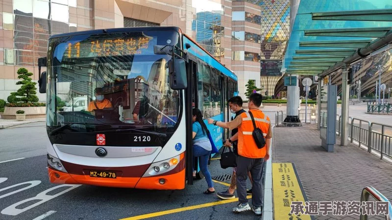 泰国清迈中国巴士车祸翻下山事件，应对突发情况的技巧与方法