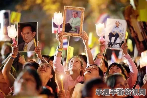 泰国国王普密蓬八八寿辰庆典，民众的庆祝与祈福行善之道