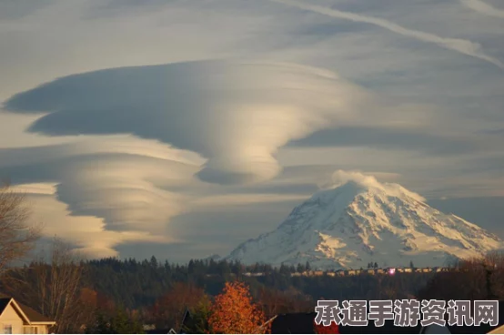 马其顿天空罕见荚状云呈现 飞碟般的自然奇观（技巧解析与问答环节）