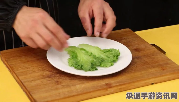 解锁大块食物分割技巧，速速上菜，轻松应对餐桌挑战